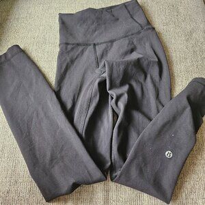 Lululemon black leggings!!